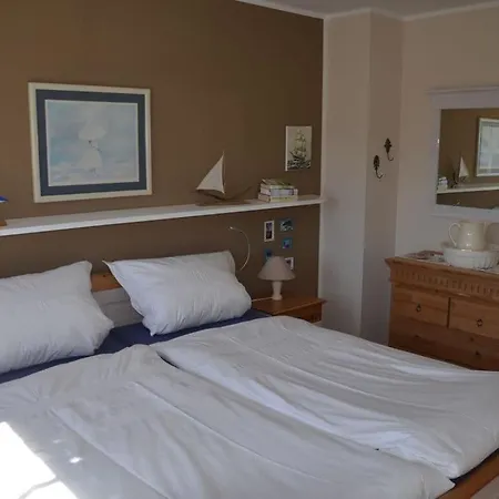 House Pella Modern Retreat Holiday home Born